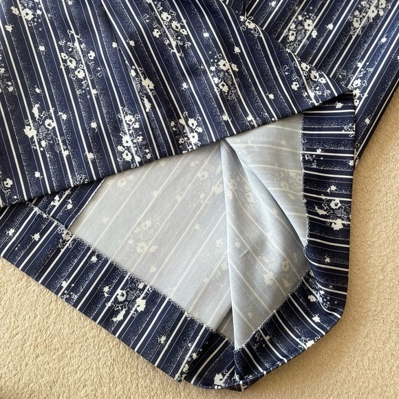 Vintage 70s Navy Floral Stripe A-Line Dress with Puff Sleeves - Picture 8 of 10